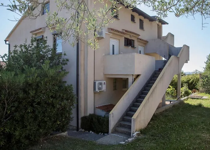 Vesna 2844 Guest house 3*