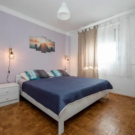 Vesna 2844 Guest house Supetarska Draga